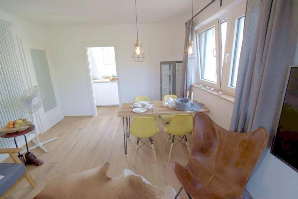 Stilvolle Wohnung Direkt In Der City Würzburg Esterno foto