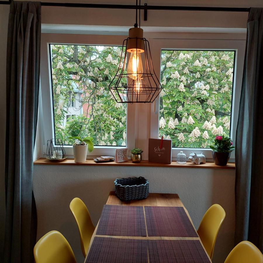 Stilvolle Wohnung Direkt In Der City Würzburg Esterno foto